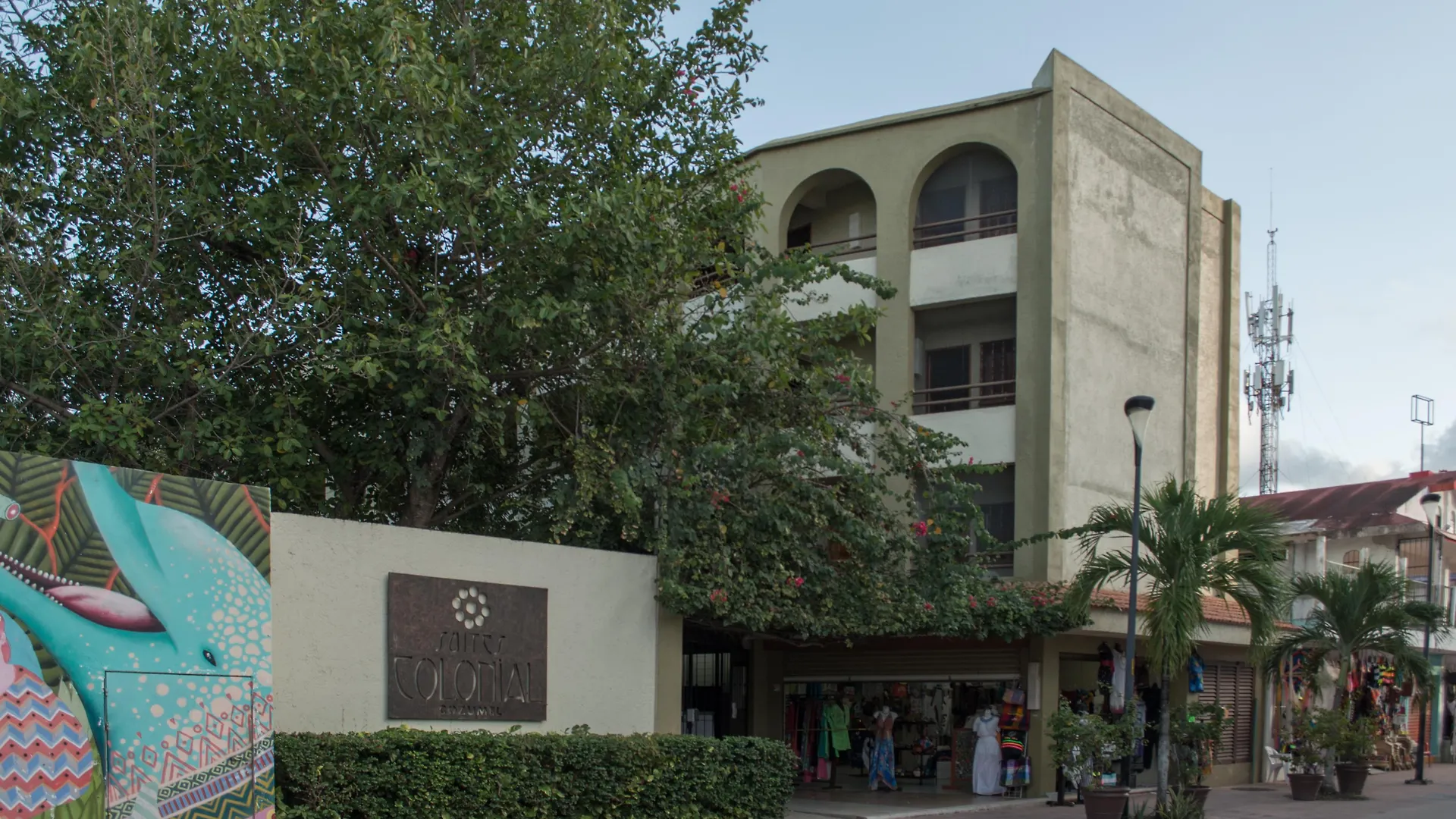 Suites Colonial Cozumel Hotel